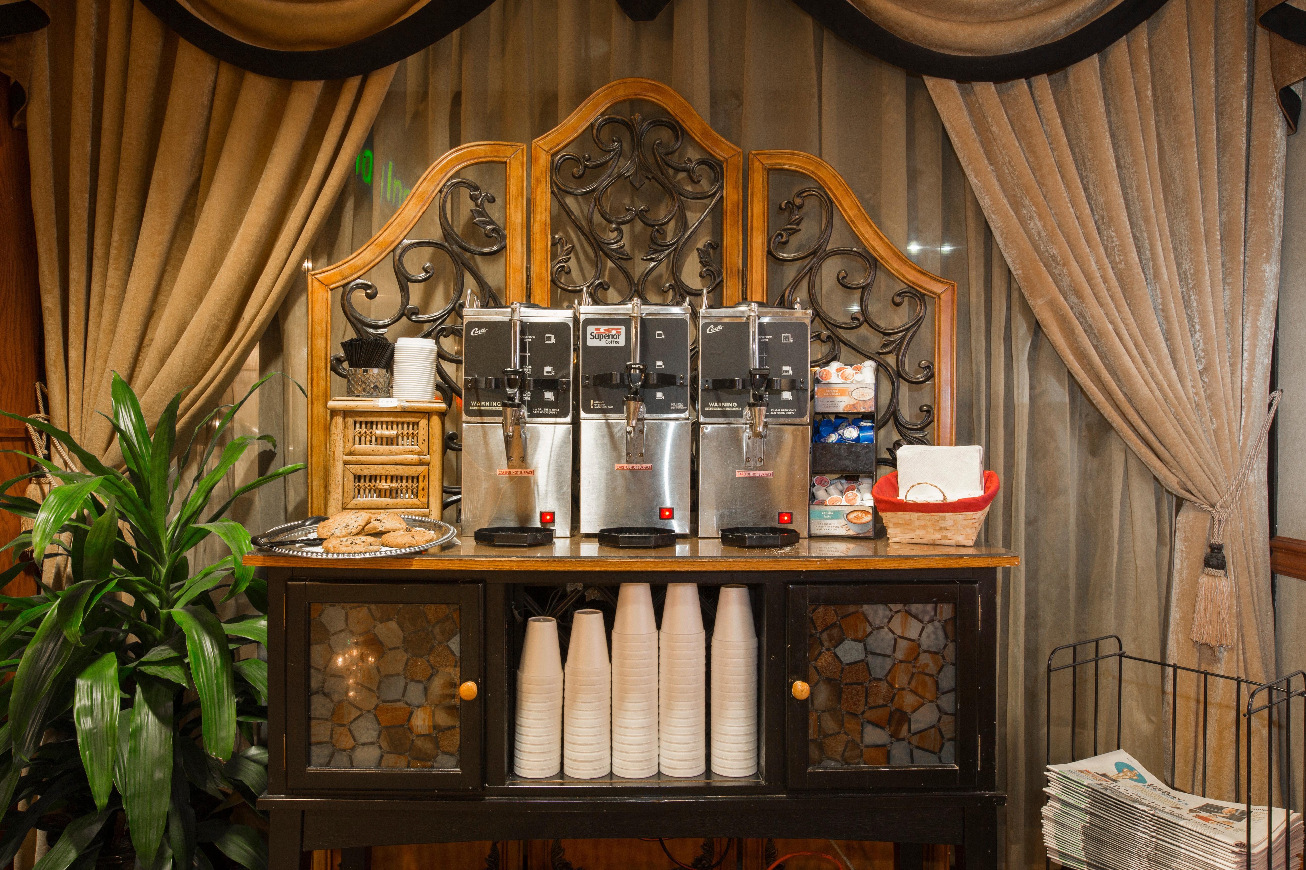 Wyndham Garden Southgate Hotel Ngoại thất bức ảnh