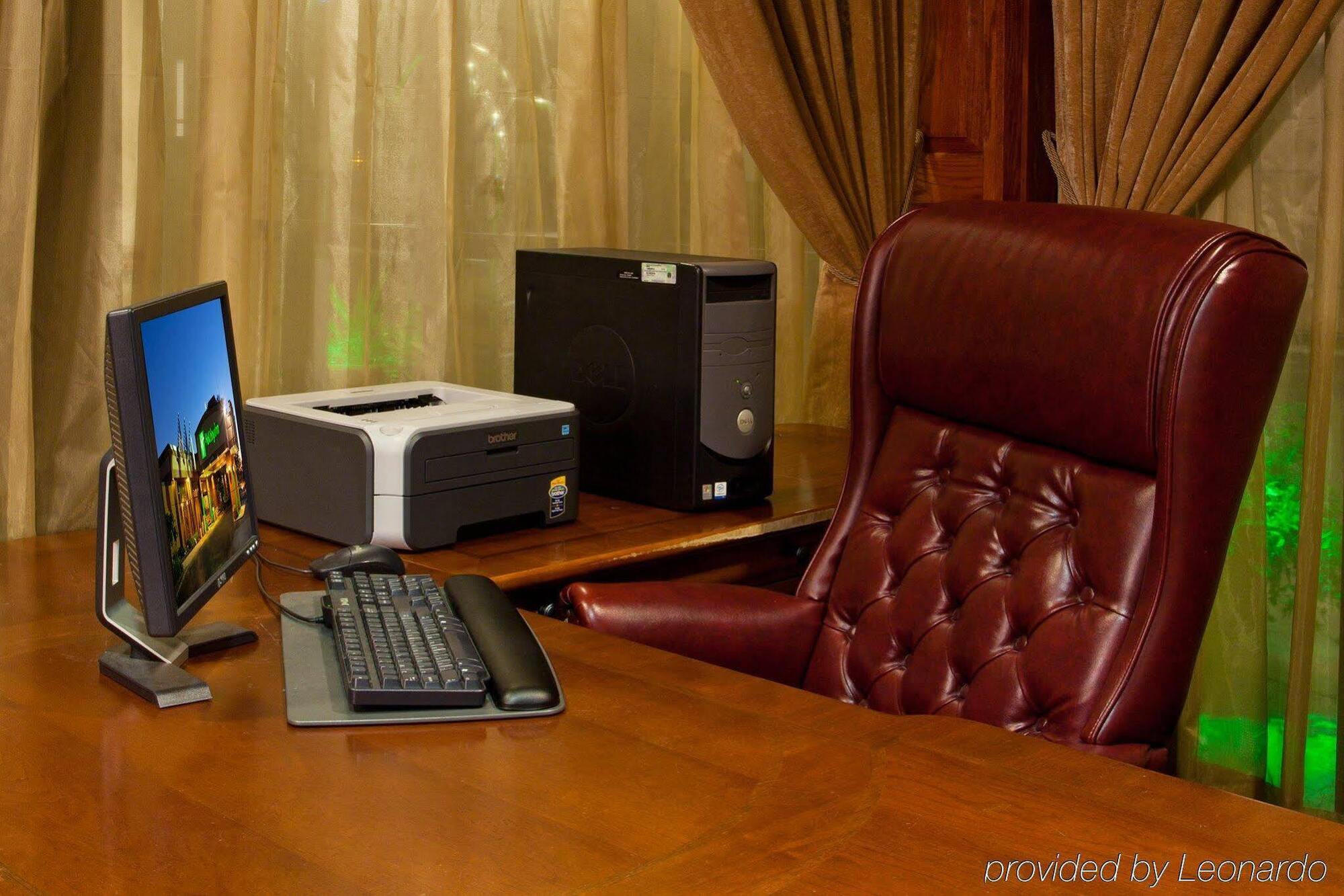 Wyndham Garden Southgate Hotel Ngoại thất bức ảnh
